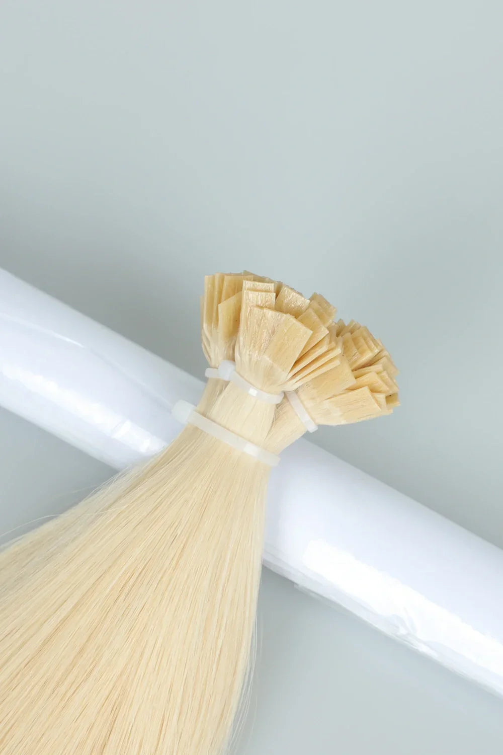 Keratin Bonded Hair Extensions | Flat-Tip | Blonde 613# Hair