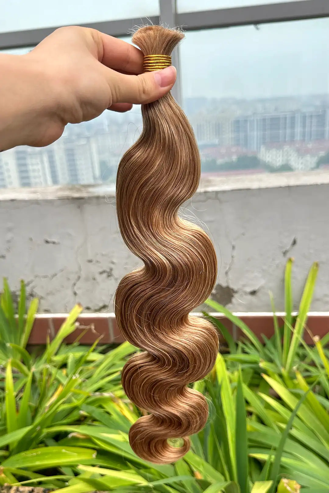 Double Drawn Body Wave #27 Medium Blonde Bulk Hair BU58